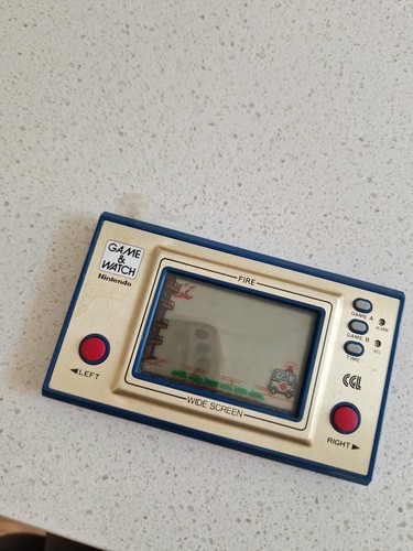 Nintendo game watch fire - &,