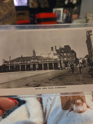 Queen anne walk - walk, barnstaple