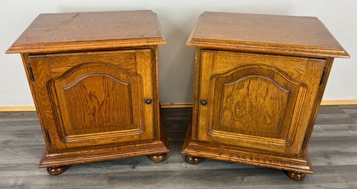 Pair bedside tables vintage - tables,