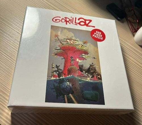 Sealed gorillaz plastic - gorillaz,