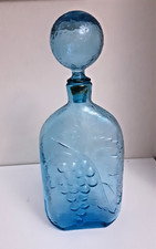 Blue Embossed Textured Grape