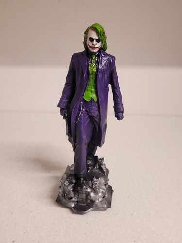 Joker statue - joker,