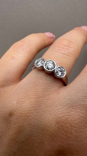 9ct white gold 00ct - white,