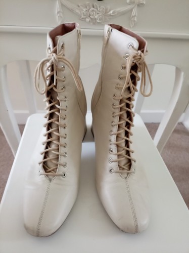 Cream leather ankle boots - leather,