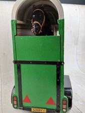 Retro vintage unofficial Home-made Sindy-like Horsebox with Sindy Horse