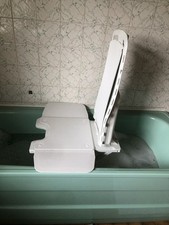 Bella-Vita 470100312 Reclining Bathlift with Cover - White Little Use,excellent
