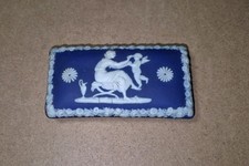Lovely Wedgwood Jasper Ware Antique Dipped Domestic Employment Trinket Box