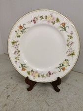Wedgwood Bone China Mirabelle 10 3/4'' Dinner Plate