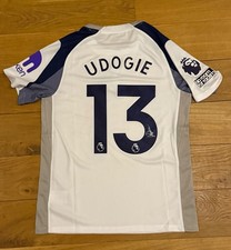 Destiny Udogie Tottenham
