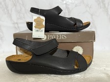 Pavers Women's Sandals Size