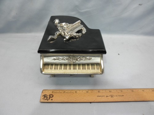 Excellent 1930 40s jet black - 1930/40s,