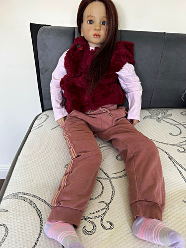 Large girl doll straight brown - girl,