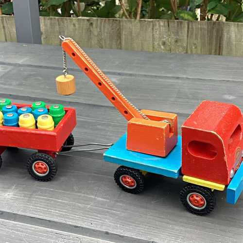 Heros wooden toy crane - crane, truck