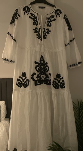 White dress embroidered - white,