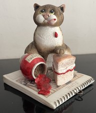 Comic curious cats - &, (a8881)