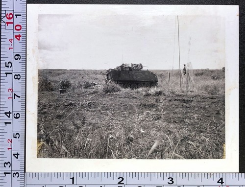 Candid vietnam war photo - war,