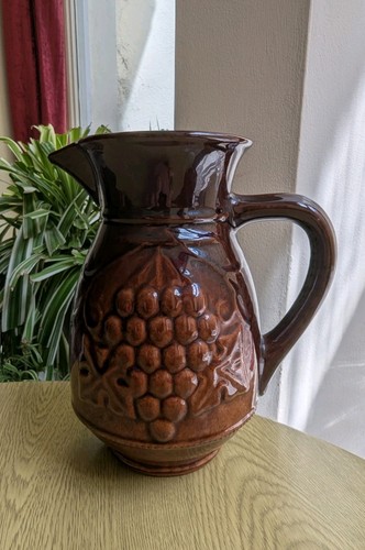 Large earthenware water