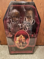 Living Dead Dolls Spencer Gifts Exclusive  American Gothic Mezco Toyz Sealed 