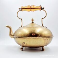 TODDY KETTLE TEA POT AMBER GLASS HANDLE COTTAGE CRAFTS 9" ANTIQUE BRASS 4 FOOTED