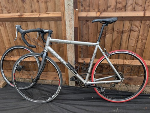 Carrera valour road bike - road, 700c