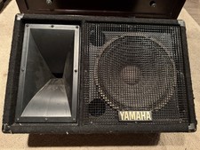Yamaha SM10V 10-Inch 2-Way
