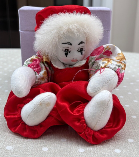 Porcelain head face - clown, doll