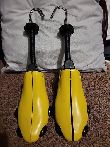 Shoe stretcher pair adjustable - pair,