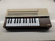 BONTEMPI B2 Organ - Battery Operated. Vintage and Excellent Condition