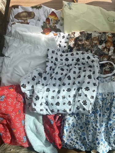 Vintage aprons full - aprons,