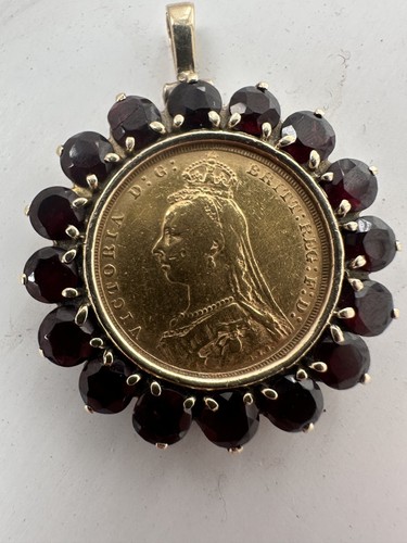 Antique 22ct gold sovereign - antique,
