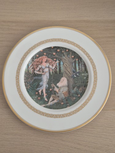 Royal worcester legend of - ,