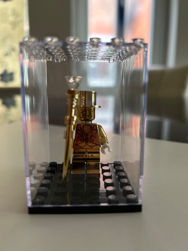 Rare find gold lego - rare,