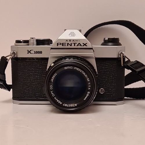 Pentax k1000 35mm - film, slr