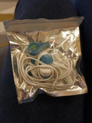 Aer lingus aircraft earphones - aer,