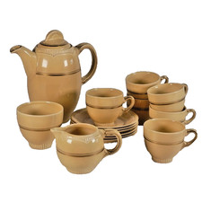 CLARICE CLIFF TEA SET FOR 6 WITH GILT DECORATION FOR NEWPORT POTTERY. EX.CON.