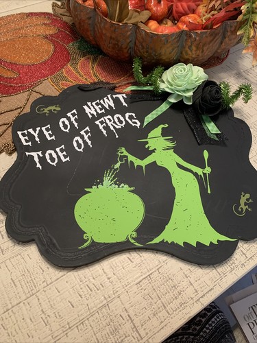 Witch wooden sign 14x11 - wooden,