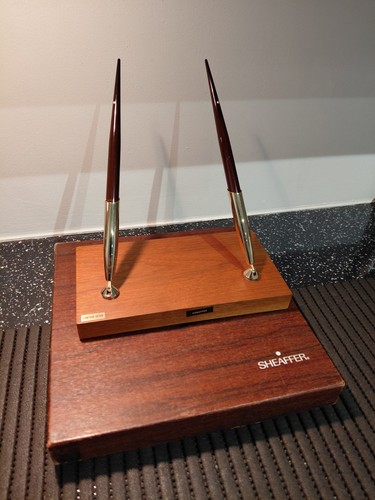 Sheaffer w06 desk set - sheaffer, wooden