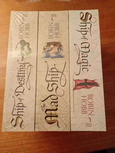 Brand new robin - robin, hobb