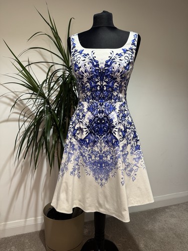 Karen millen white blue floral - blue,