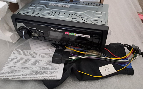 Pioneer digital car stereo - digital,