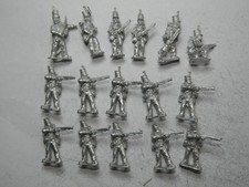 16 Napoleonic British Riflemen