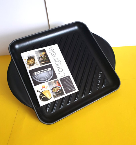Creuset essentials cast - creuset,