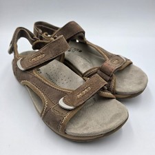 Earth Origins Brinkley Brown