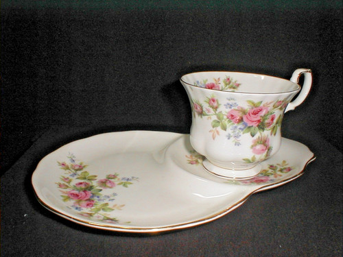Royal albert pink moss rose - moss,