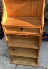 Pine three-tier shelf unit