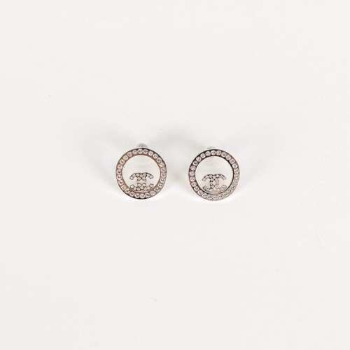Chanel round crystal - chanel,