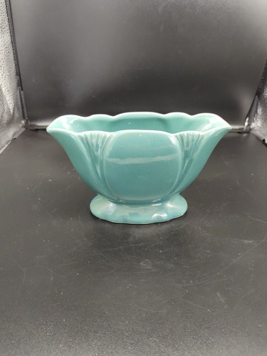 Vintage mint green mantle - mint, vase
