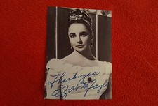 ELIZABETH TAYLOR PHOTO