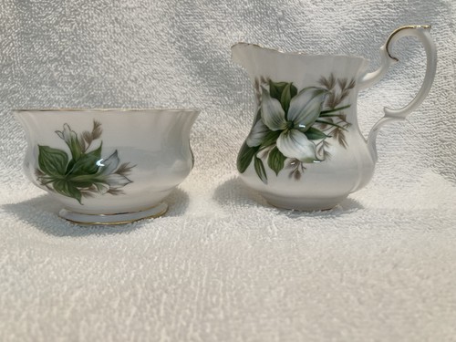 Royal albert trillium creamer - royal,