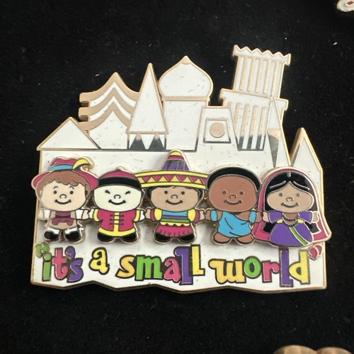 Small world disney - world,
